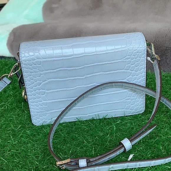 MICHAEL KORS MERCER SM CLUTCH XBODY PALE BLUE - Picture 9 of 15